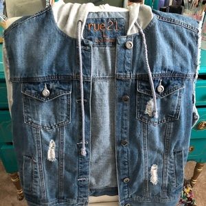 Rue 21 Junior’s Large Denim Blue Jean Jacket